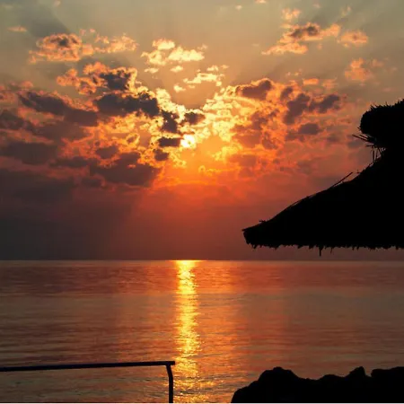 Apartament In With Sea Views & Pool Benitses (Corfu)