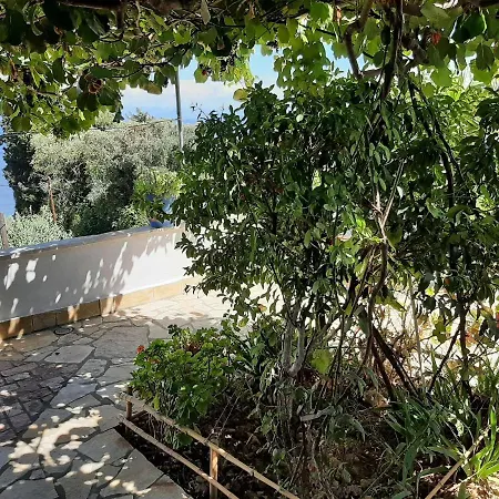 Charming In With Shared Pool * Benitses (Corfu)