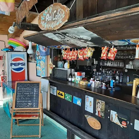 In With Sea Views & Pool Lejlighed *