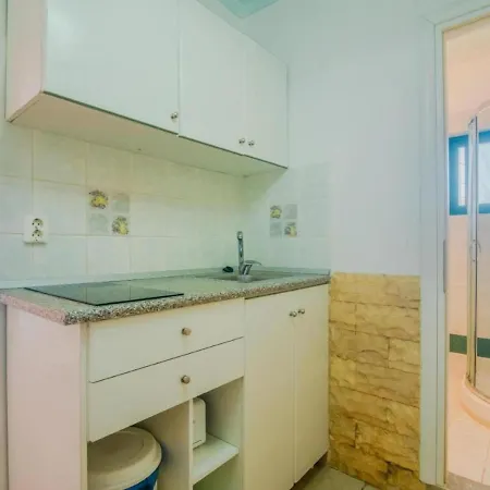 In With Sea Views & Pool *