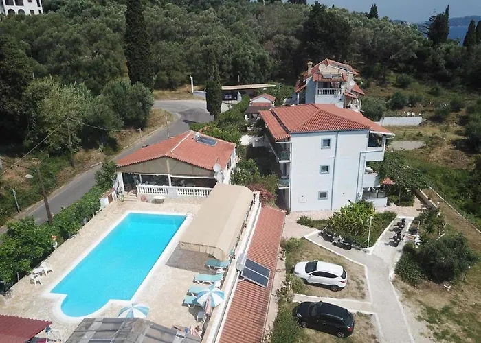 In With Sea Views & Pool * Benitses (Corfu)