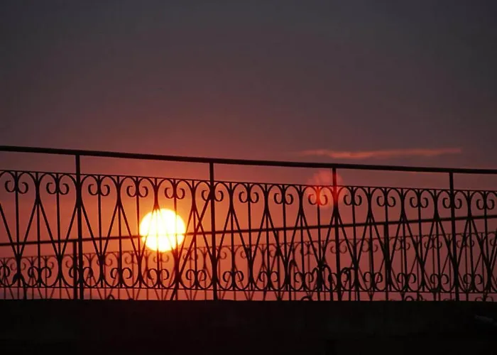 In With Sea Views & Pool