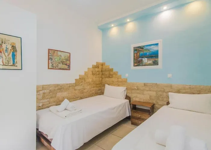 In With Sea Views & Pool Mpenitses